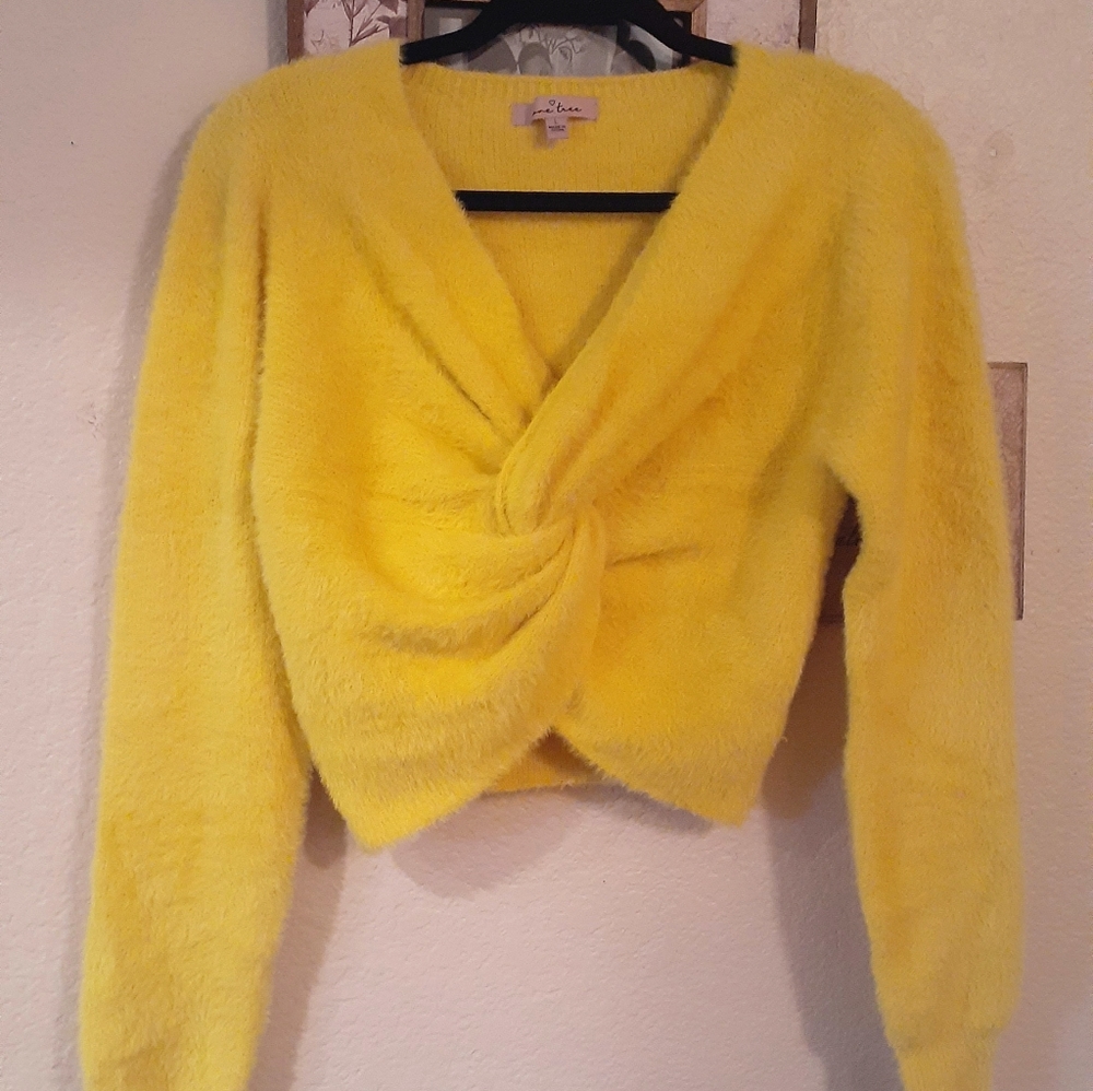 🌻 Twist Front Fuzzy Yellow Cropped Sweater  NEW! - Picture 2 of 5
